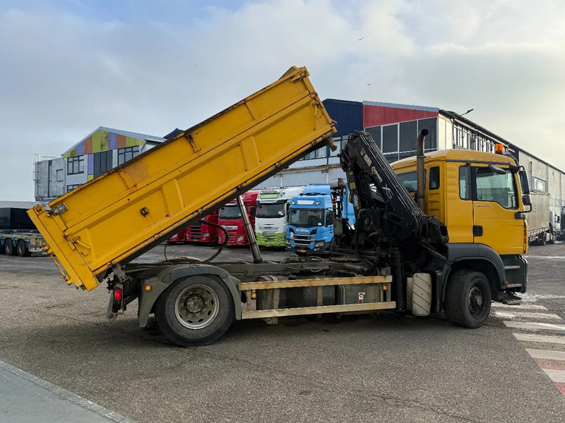 MAN TGA 18.310 4X4 + HIAB 122 ES-2 - DAMAGED CRANE - 翻斗车, 起重车:图3 MAN TGA 18.310 4X4 + HIAB 122 ES-2 - DAMAGED CRANE - 翻斗车, 起重车:图3