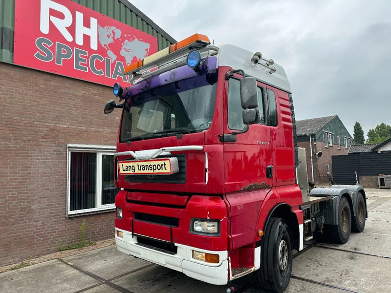 MAN TGA 33.530 6X4 MANUEL GEARBOX 70 TON - 牵引车:图3 MAN TGA 33.530 6X4 MANUEL GEARBOX 70 TON - 牵引车:图3