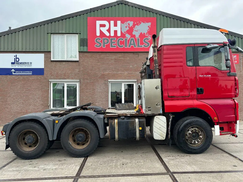 MAN TGA 33.530 6X4 MANUEL GEARBOX 70 TON - 牵引车:图1 MAN TGA 33.530 6X4 MANUEL GEARBOX 70 TON - 牵引车:图1