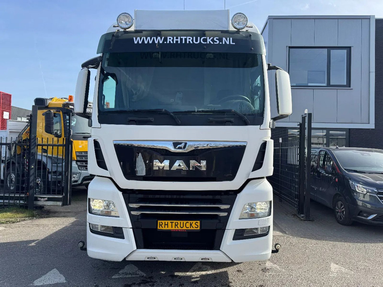 MAN TGX 26.500 6X2 - EURO 6 + LIFTING AXLE - 牵引车:图2 MAN TGX 26.500 6X2 - EURO 6 + LIFTING AXLE - 牵引车:图2