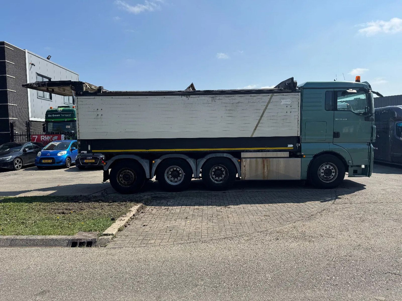 MAN TGX 35.500 8X4 VAKO BANDLOSSER - 卡车:图4 MAN TGX 35.500 8X4 VAKO BANDLOSSER - 卡车:图4