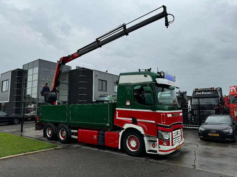Renault T HIGH 520 6X2 EURO 6 + PALFINGER PK16002 ROTOR FUNCTION - 栏板式/ 平板卡车, 起重车:图1 Renault T HIGH 520 6X2 EURO 6 + PALFINGER PK16002 ROTOR FUNCTION - 栏板式/ 平板卡车, 起重车:图1