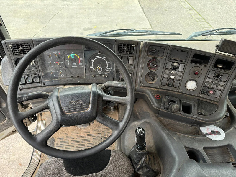 起重车 Scania P124-360 6X4 EURO 2 HIAB 200 C-5 ALL 2000:图17 起重车 Scania P124-360 6X4 EURO 2 HIAB 200 C-5 ALL 2000:图17