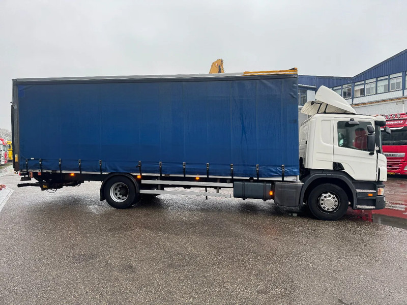 Scania P230 4X2 MANUAL + ZEPRO 2500 KG LIFT + REMOTE CONTROL - 侧帘卡车:图4 Scania P230 4X2 MANUAL + ZEPRO 2500 KG LIFT + REMOTE CONTROL - 侧帘卡车:图4
