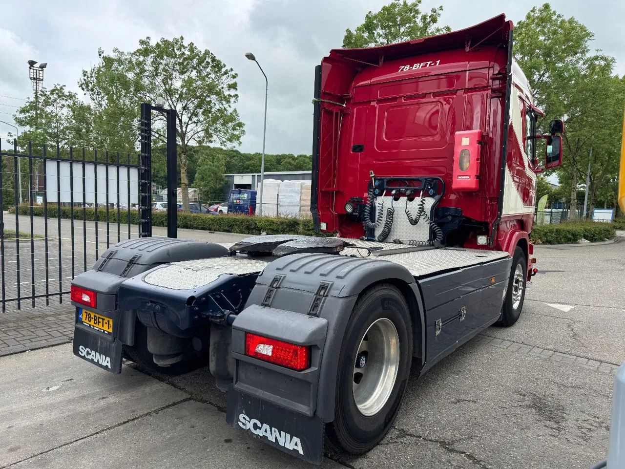 Scania R410 4X2 - EURO 6 + FULL SPOILER + TÜV 03-2026 - 牵引车:图4 Scania R410 4X2 - EURO 6 + FULL SPOILER + TÜV 03-2026 - 牵引车:图4