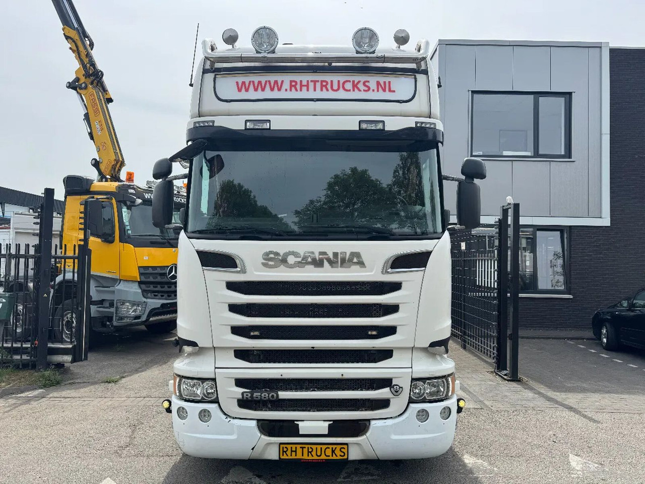 Scania R580 V8 6X2 EURO 6 LEATHER NAVI HYDRAULIC - 牵引车:图2 Scania R580 V8 6X2 EURO 6 LEATHER NAVI HYDRAULIC - 牵引车:图2