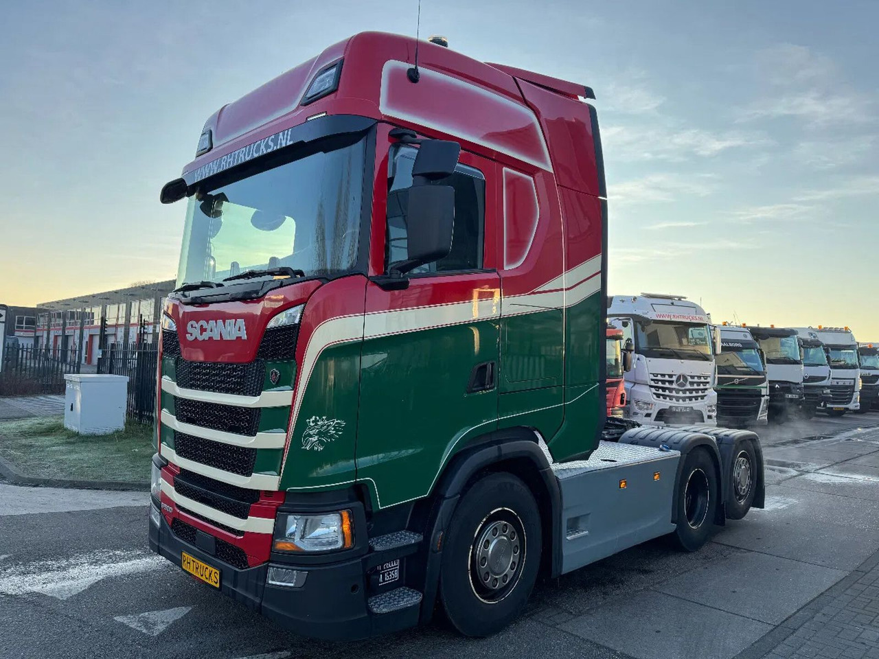 Scania S500 6X2 - EURO 6 + LIFT AXLE Scania S500 6X2 - EURO 6 + LIFT AXLE - 牵引车:图1 Scania S500 6X2 - EURO 6 + LIFT AXLE Scania S500 6X2 - EURO 6 + LIFT AXLE - 牵引车:图1