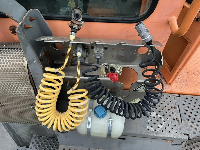 码头牵引车 Terberg YT 222 YT222：图8