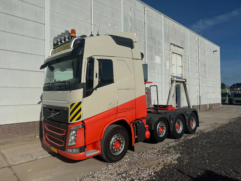 Volvo FH 13.540 8X4, 150 TON, INTARDER, 566862 KM - 牵引车:图1 Volvo FH 13.540 8X4, 150 TON, INTARDER, 566862 KM - 牵引车:图1