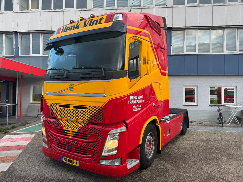 Volvo FH 460 4X2 EURO 6 SKIRTS VEB I PARK COOL - 牵引车:图1 Volvo FH 460 4X2 EURO 6 SKIRTS VEB I PARK COOL - 牵引车:图1