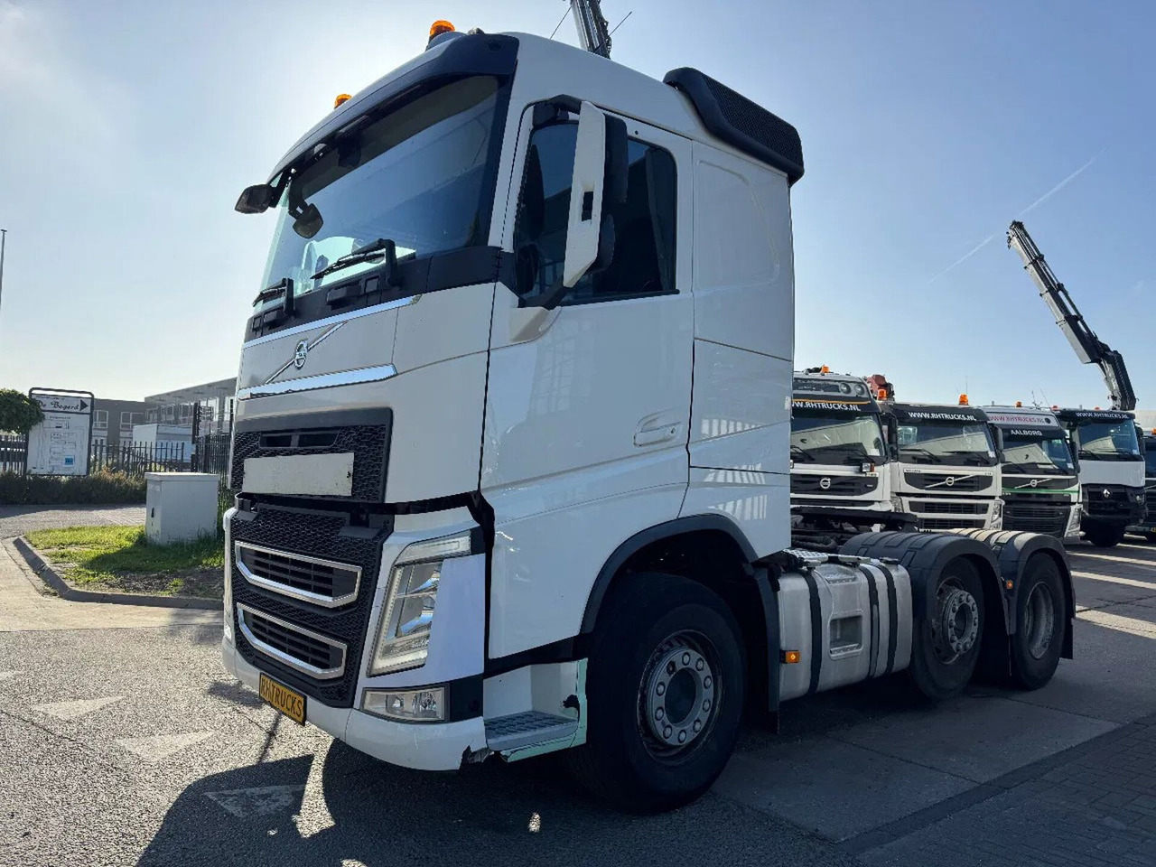 Volvo FH 460 6X2 - EURO 6 + LIFTING AXLE - 牵引车:图1 Volvo FH 460 6X2 - EURO 6 + LIFTING AXLE - 牵引车:图1