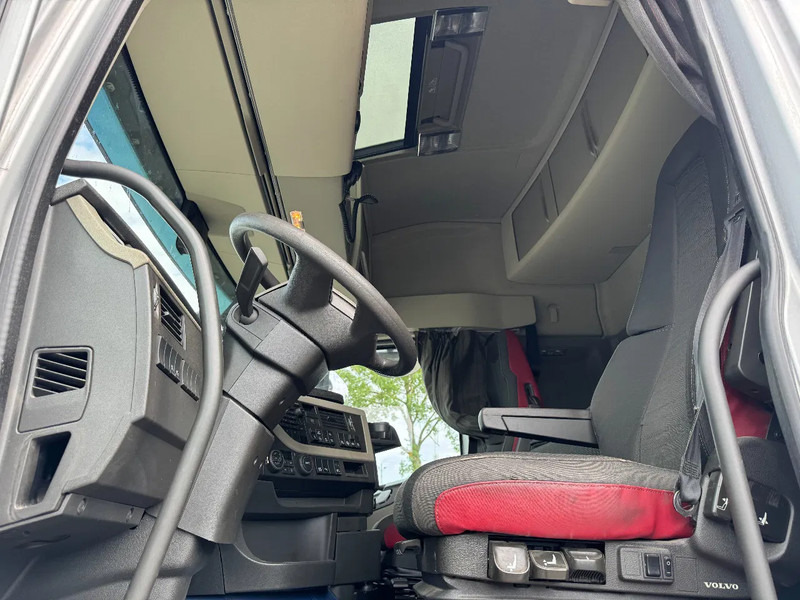 牵引车 Volvo FH 460 6X2 PALFINGER 2300 + REMOTE CONTROL：图11