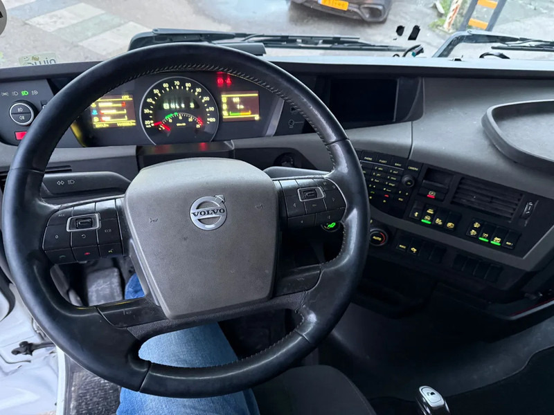 牵引车 Volvo FH 500 4X2 EURO 6 SKIRTS PARK COOL：图10