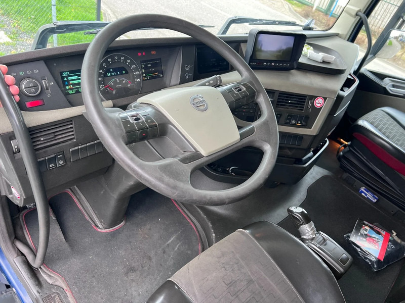 吊钩升降车 Volvo FH 500 8X2 EURO 6 + PALFINGER T22 HOOKLIFT:图16 吊钩升降车 Volvo FH 500 8X2 EURO 6 + PALFINGER T22 HOOKLIFT:图16