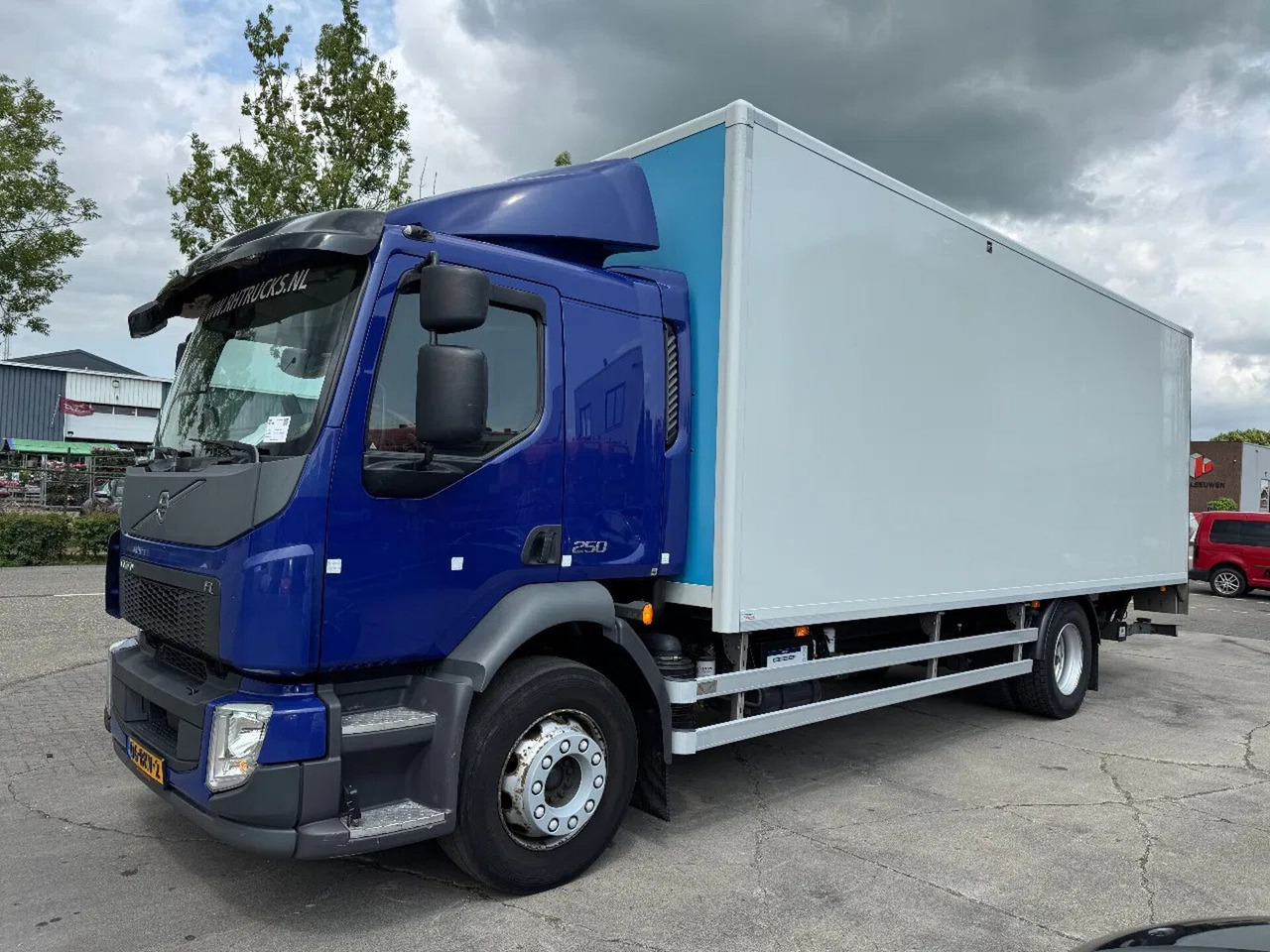 Volvo FL 250 4X2 - EURO 6 + DHOLLANDIA LIFT + TÜV 04-2 - 厢式卡车:图2 Volvo FL 250 4X2 - EURO 6 + DHOLLANDIA LIFT + TÜV 04-2 - 厢式卡车:图2