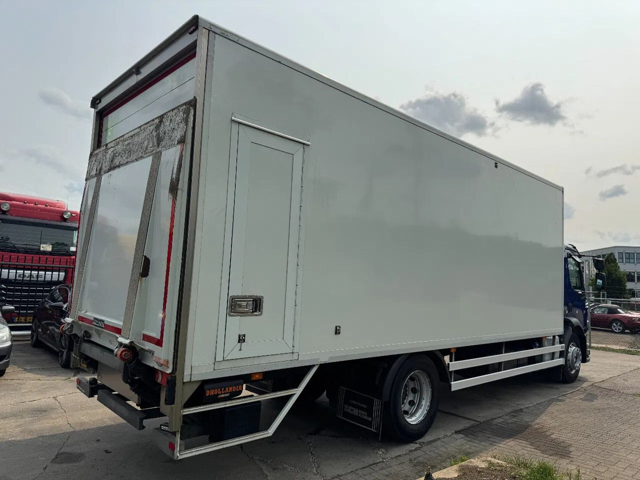 Volvo FL 250 4X2 - EURO 6 + DHOLLANDIA LIFT + TÜV 05-2 - 厢式卡车:图5 Volvo FL 250 4X2 - EURO 6 + DHOLLANDIA LIFT + TÜV 05-2 - 厢式卡车:图5