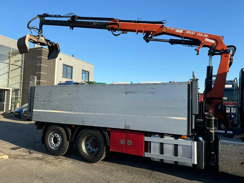 Volvo FM 330 6X2 - EURO 5 + ATLAS 126.3E A2 + REMOTE + LIFT/STEERING AXLE - 翻斗车, 起重车:图3 Volvo FM 330 6X2 - EURO 5 + ATLAS 126.3E A2 + REMOTE + LIFT/STEERING AXLE - 翻斗车, 起重车:图3