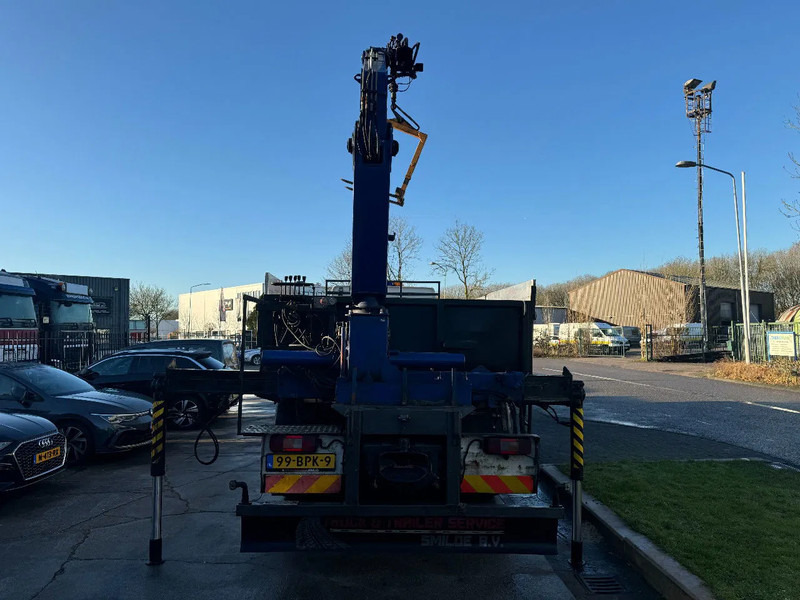 Volvo FM 340 6X2 EFFER 140 2S EURO 3 - 起重车:图5 Volvo FM 340 6X2 EFFER 140 2S EURO 3 - 起重车:图5