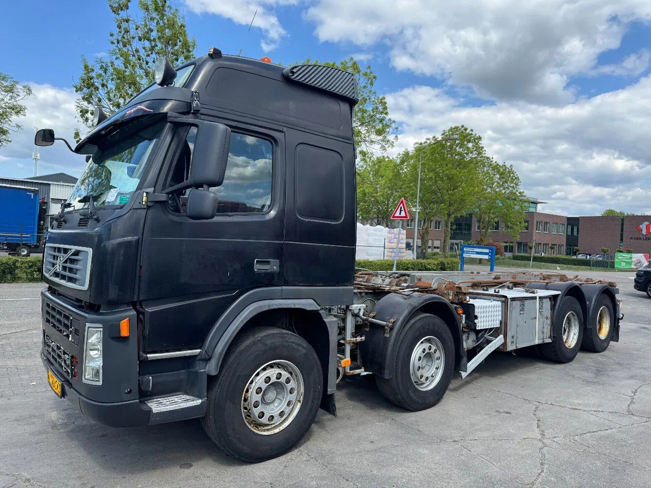 Volvo FM 440 8X4 EURO 5 + CABELLIFT TIPPER - 吊钩升降车:图1 Volvo FM 440 8X4 EURO 5 + CABELLIFT TIPPER - 吊钩升降车:图1
