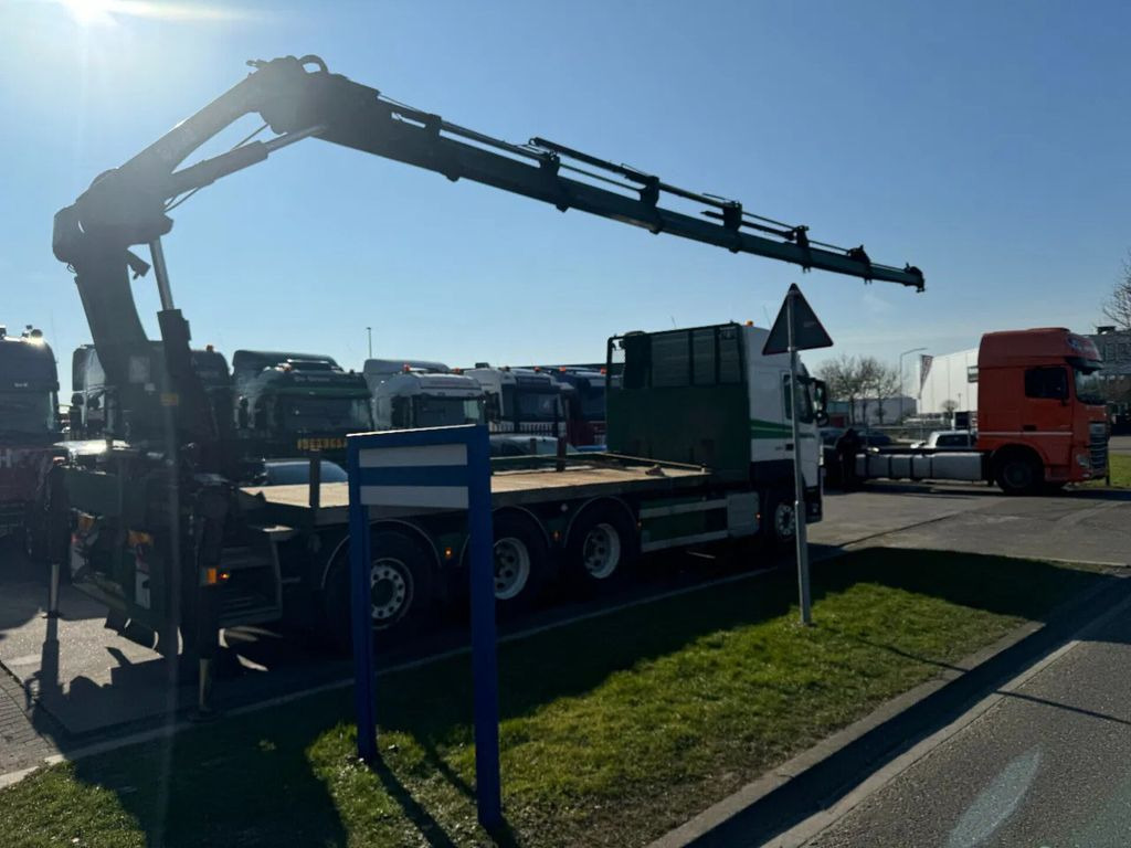 Volvo FM 500 8X4 HIAB 288 + REMOTE CONTROL 5TH + 6TH F - 栏板式/ 平板卡车, 起重车:图4 Volvo FM 500 8X4 HIAB 288 + REMOTE CONTROL 5TH + 6TH F - 栏板式/ 平板卡车, 起重车:图4