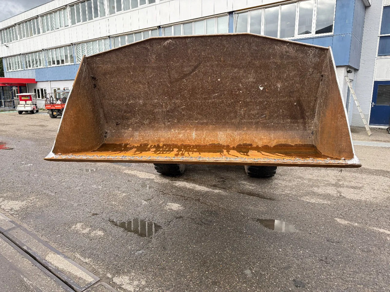 Volvo L120H, CE, 8314 UUR + CDC-STEERING - 轮式装载机:图4 Volvo L120H, CE, 8314 UUR + CDC-STEERING - 轮式装载机:图4