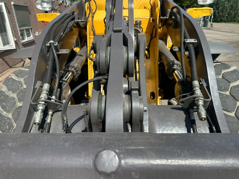Volvo L60H , CE, 31359 HOURS, AUXILIARY HYDRAULICS, AIR CONDITIONER 租赁 Volvo L60H , CE, 31359 HOURS, AUXILIARY HYDRAULICS, AIR CONDITIONER:图15 Volvo L60H , CE, 31359 HOURS, AUXILIARY HYDRAULICS, AIR CONDITIONER 租赁 Volvo L60H , CE, 31359 HOURS, AUXILIARY HYDRAULICS, AIR CONDITIONER:图15
