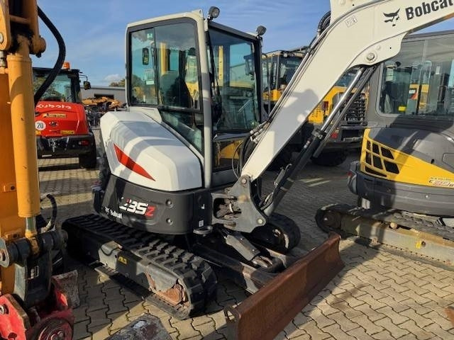 Bobcat E 35z - 小型挖掘机:图3 Bobcat E 35z - 小型挖掘机:图3