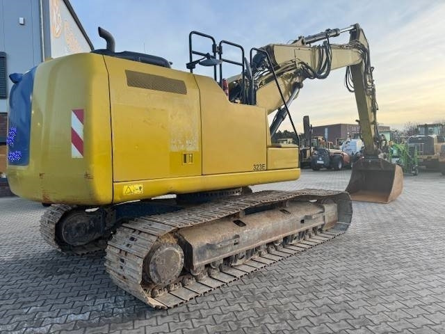 CAT 323 EL - 履带式挖掘机:图2 CAT 323 EL - 履带式挖掘机:图2