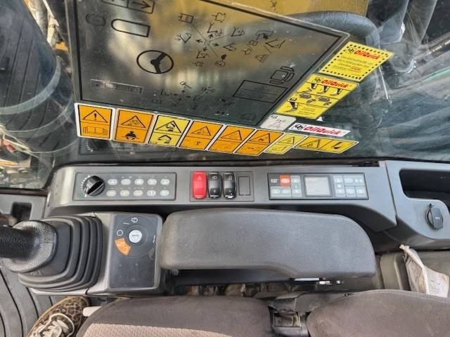 轮式挖掘机 CAT M 320 F：图11