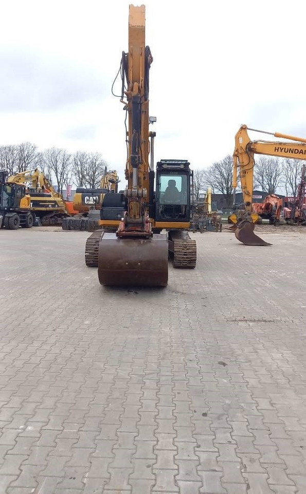 Case CX 210 B - 履带式挖掘机:图4 Case CX 210 B - 履带式挖掘机:图4