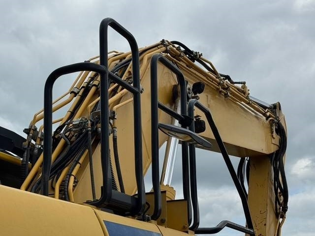 Komatsu PC 240 NLC-10 - 履带式挖掘机:图5 Komatsu PC 240 NLC-10 - 履带式挖掘机:图5