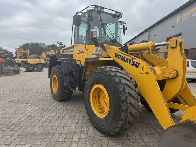 Komatsu WA 320  - 轮式装载机:图5 Komatsu WA 320  - 轮式装载机:图5