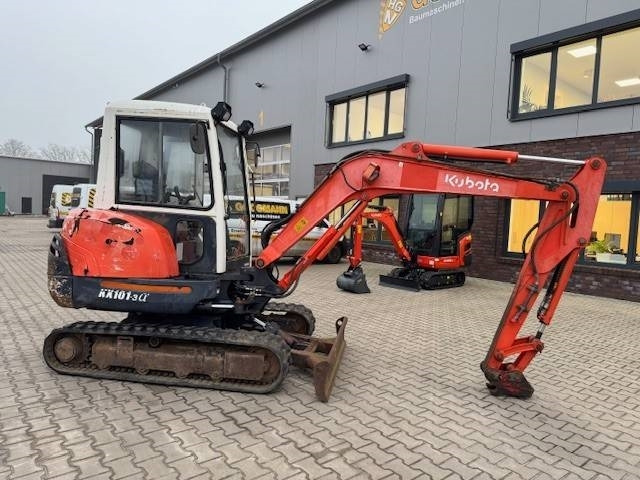 Kubota KX 101-3 - 小型挖掘机:图2 Kubota KX 101-3 - 小型挖掘机:图2