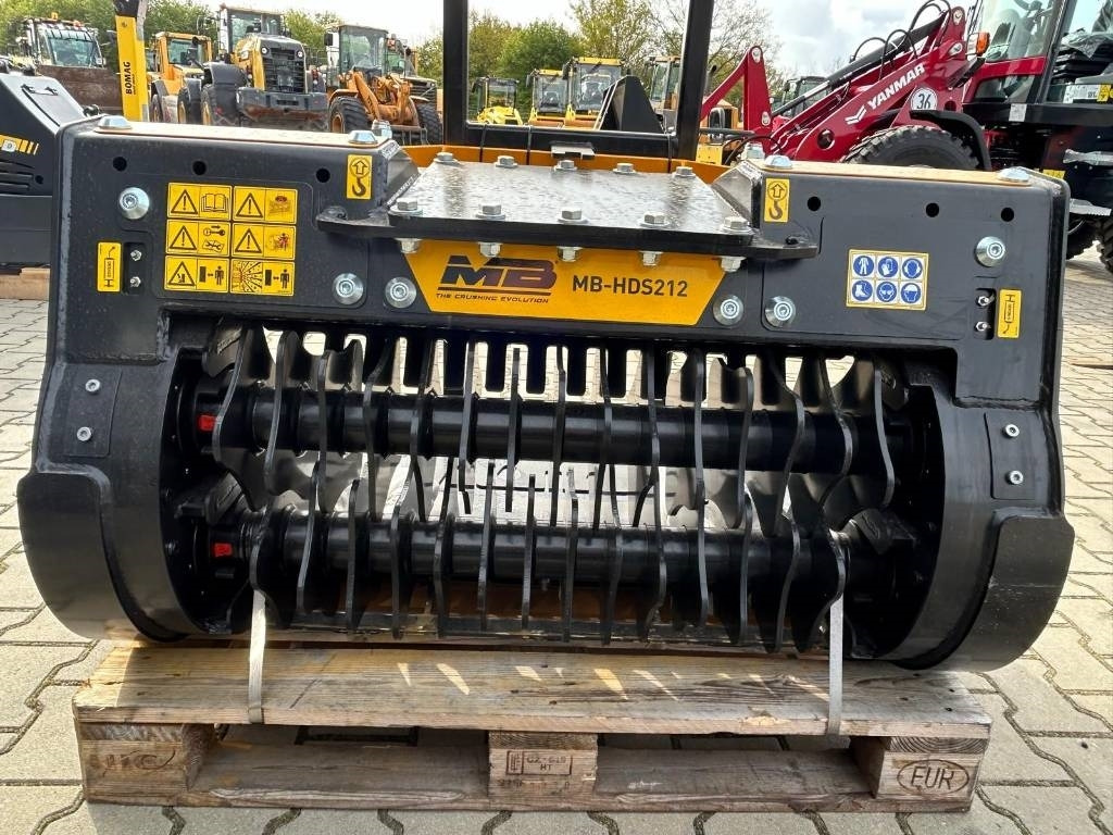 MB CRUSHER HDS 212 - 挖掘机铲斗:图4 MB CRUSHER HDS 212 - 挖掘机铲斗:图4