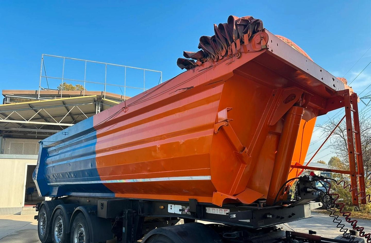 Semirimorchio ribaltabile Adige - 翻斗半拖车:图2 Semirimorchio ribaltabile Adige - 翻斗半拖车:图2