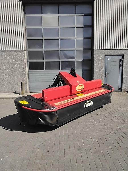 Vicon Maaicombinatie: Frontmaaier 332 F / Achtermaaier 340 Extra express - 割草机:图1 Vicon Maaicombinatie: Frontmaaier 332 F / Achtermaaier 340 Extra express - 割草机:图1