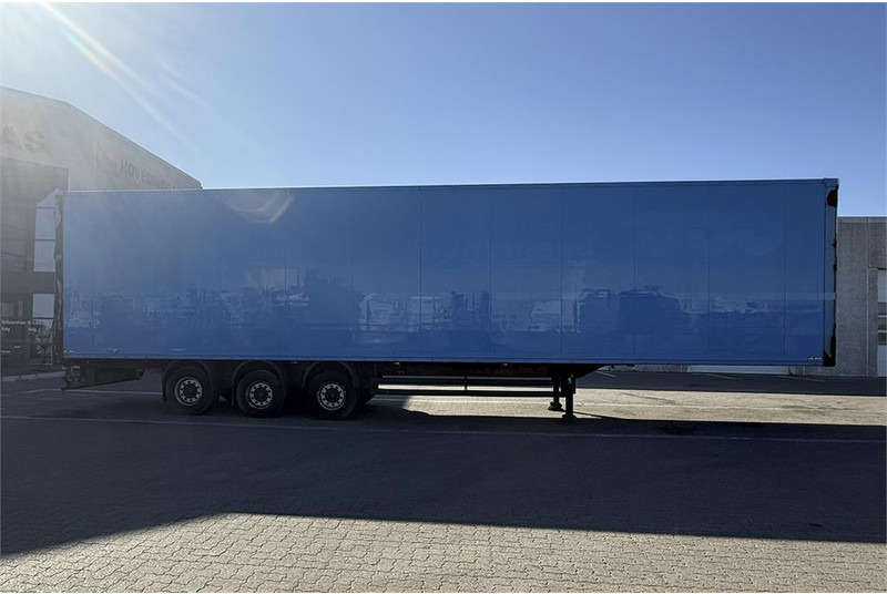 KEL-BERG 34 pl. - 封闭厢式半拖车:图3 KEL-BERG 34 pl. - 封闭厢式半拖车:图3