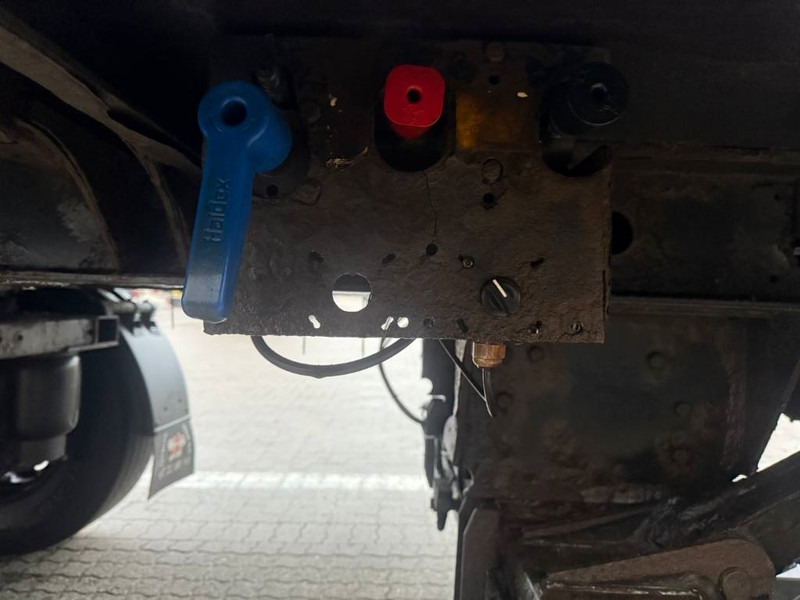 侧帘半拖车 Krone City curtain / City-Plane / City gardin:图14 侧帘半拖车 Krone City curtain / City-Plane / City gardin:图14