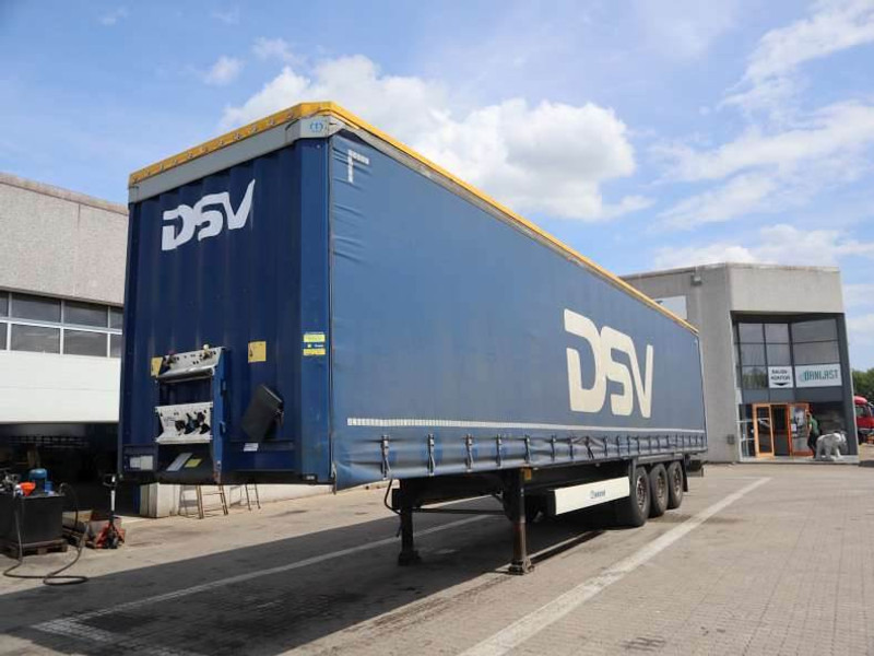 Krone Curtainsider/Planenauflieger/Gardin - 侧帘半拖车:图1 Krone Curtainsider/Planenauflieger/Gardin - 侧帘半拖车:图1