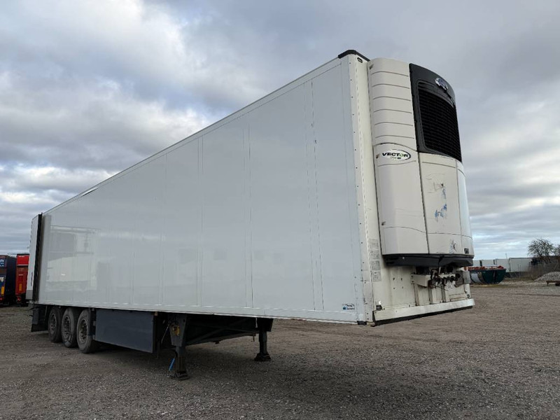 Schmitz Cargobull 3-axle 66pl. Vector1950MT Multitemp/Doppelkammer - 冷藏半拖车:图2 Schmitz Cargobull 3-axle 66pl. Vector1950MT Multitemp/Doppelkammer - 冷藏半拖车:图2
