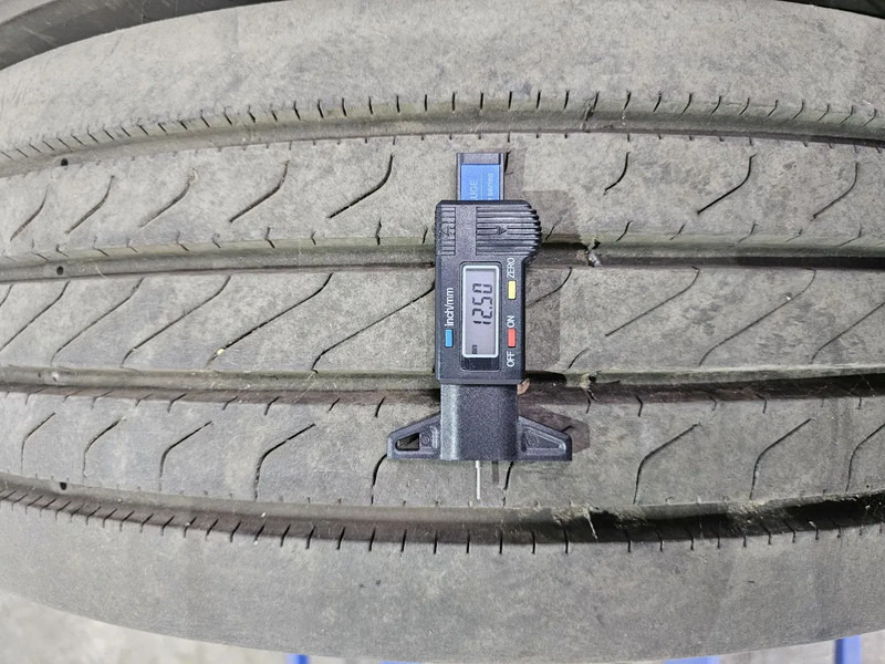 DUNLOP 275/70R22.5 - 12mm profile - 轮胎 适用于 卡车:图2 DUNLOP 275/70R22.5 - 12mm profile - 轮胎 适用于 卡车:图2