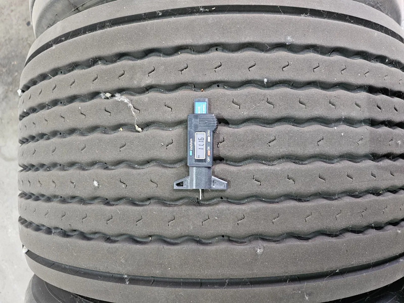 Michelin 50x 445/45R19.5 - 轮胎 适用于 卡车:图3 Michelin 50x 445/45R19.5 - 轮胎 适用于 卡车:图3