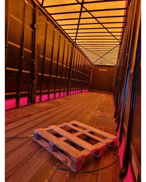 侧帘半拖车 Van Hool SAF：图9