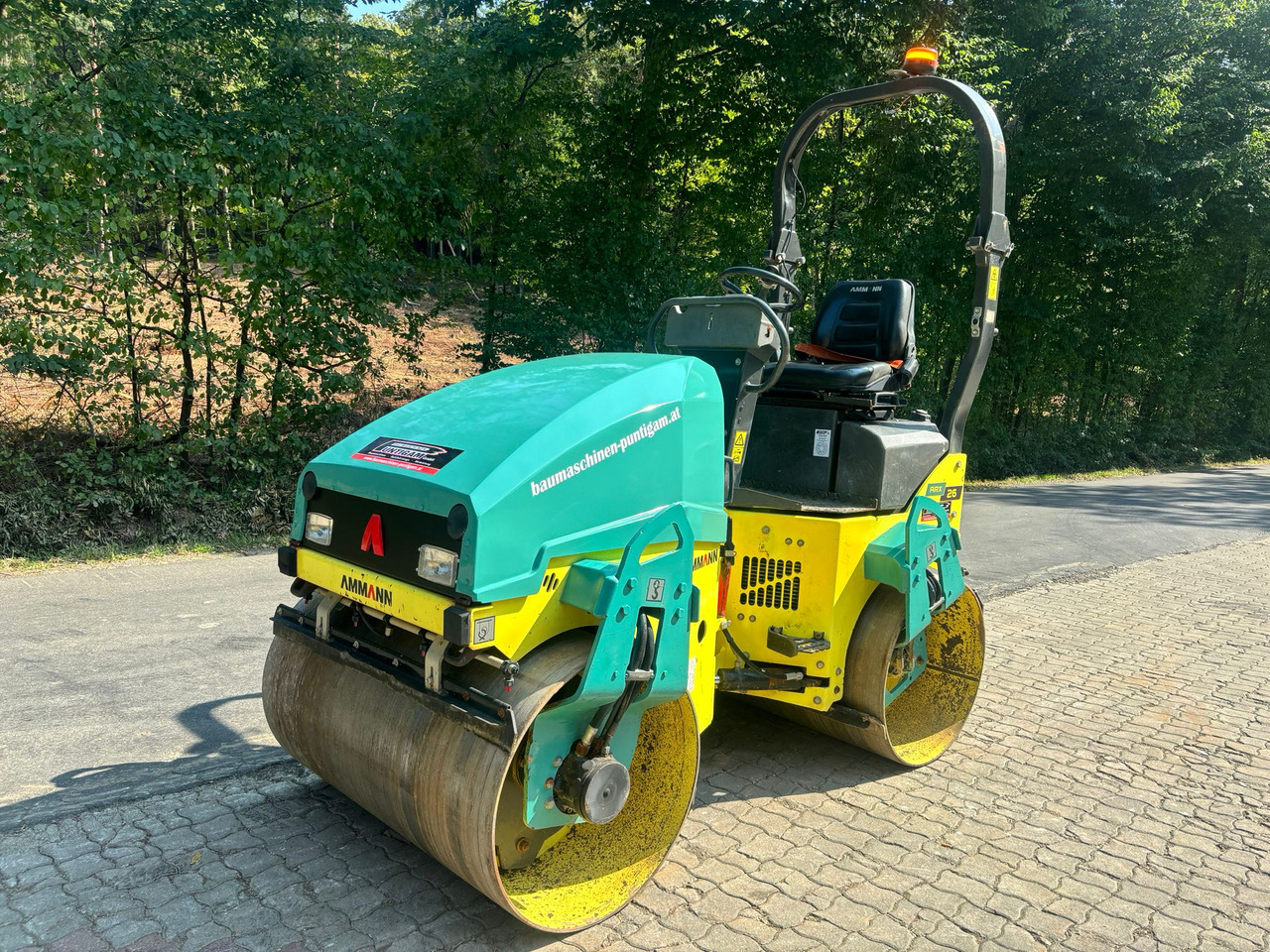 AMMANN ARX 26 - 小型碾压机:图3 AMMANN ARX 26 - 小型碾压机:图3
