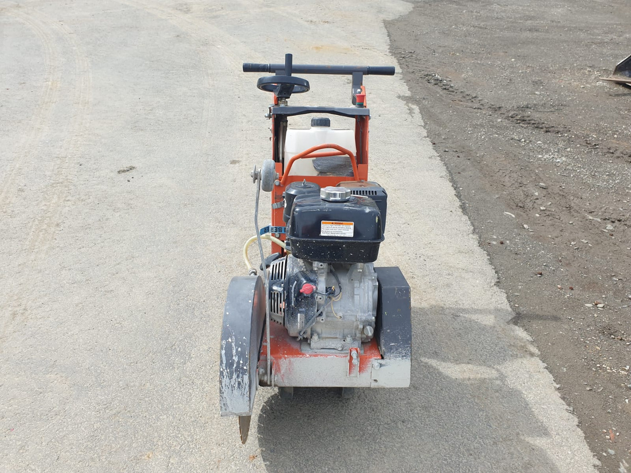 HUSQVARNA FS 400 LV - 建筑设备:图4 HUSQVARNA FS 400 LV - 建筑设备:图4