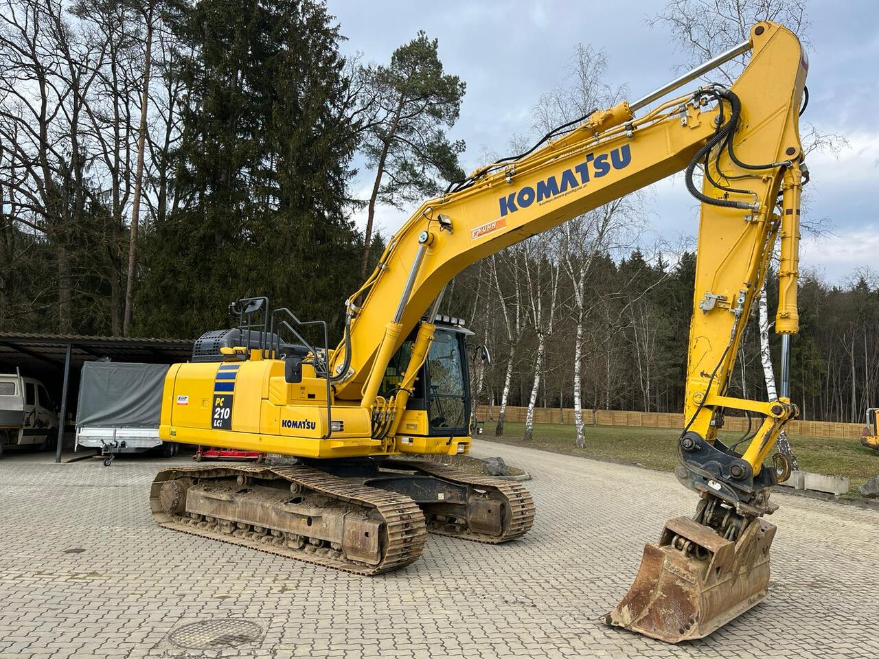 KOMATSU PC 210 LCI-11 - 履带式挖掘机:图4 KOMATSU PC 210 LCI-11 - 履带式挖掘机:图4