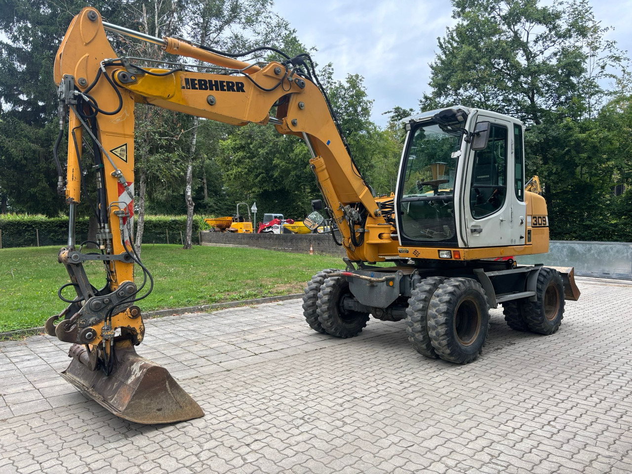 LIEBHERR A 309 Litronic - 轮式挖掘机:图3 LIEBHERR A 309 Litronic - 轮式挖掘机:图3