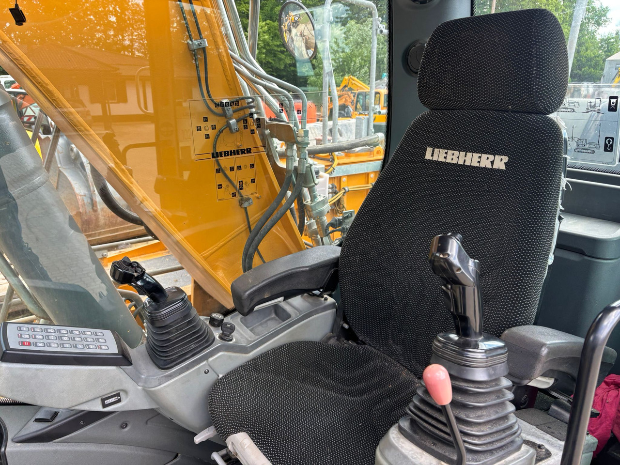 LIEBHERR R 922 LC 租赁 LIEBHERR R 922 LC：图12