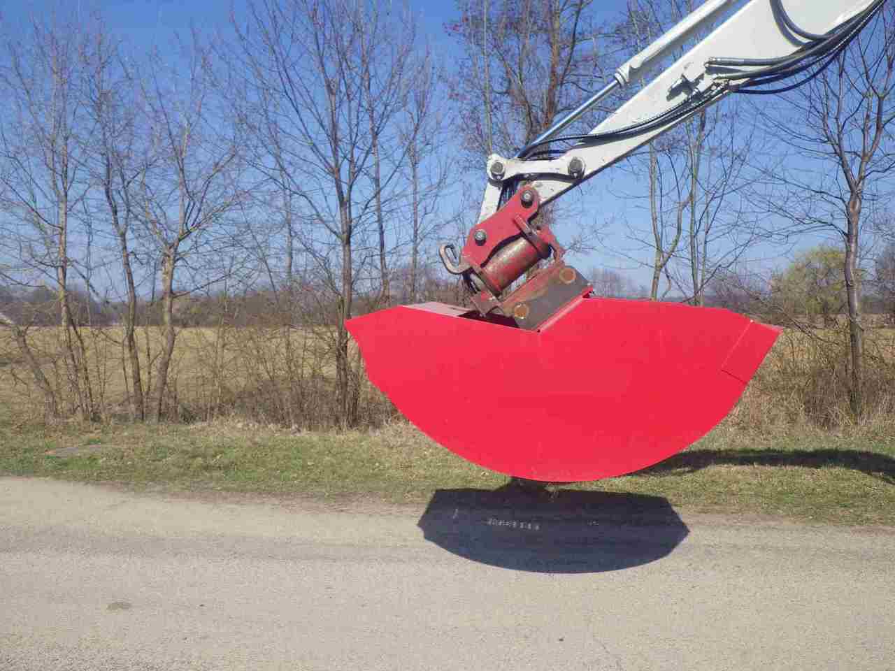 LSB 1000-02 screening bucket - 铲斗 适用于 小型挖掘机:图1 LSB 1000-02 screening bucket - 铲斗 适用于 小型挖掘机:图1