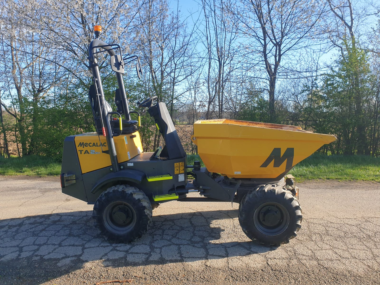 MECALAC TA 2 sh - 自卸车:图3 MECALAC TA 2 sh - 自卸车:图3